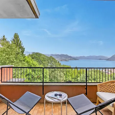 Lägenhet Riflessi Di Luce: Maggiore View Balcony - Happy *