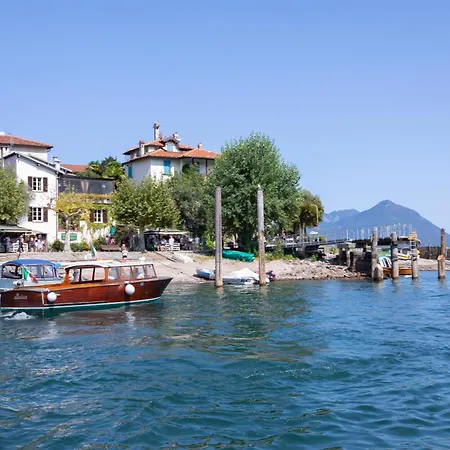 Riflessi Di Luce: Maggiore View Balcony - Happy Stresa